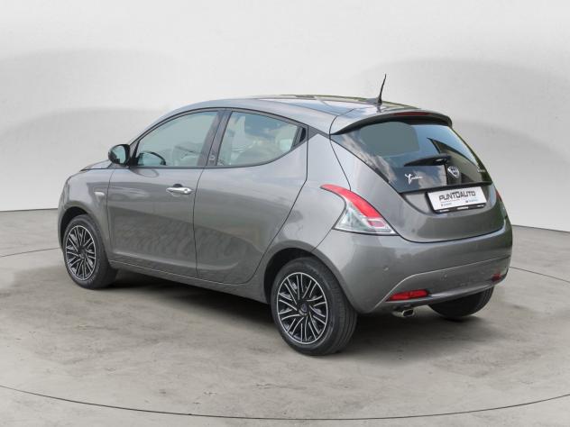 Lancia Ypsilon 1.0 FireFly 5 porte S&S Hybrid Gold - Foto 6