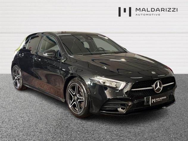 Mercedes-Benz Classe A - W177 2018 A 180 d Premium Night edition Plus auto