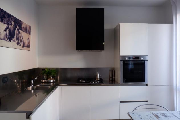 Cucina modulnova bianca con top in acciao 230x310 - Foto 4