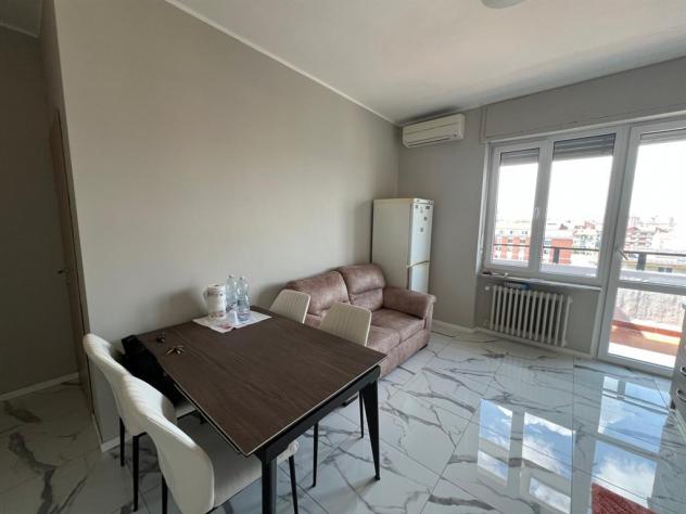 Trilocale in affitto ristrutturato e arredato - Foto 2