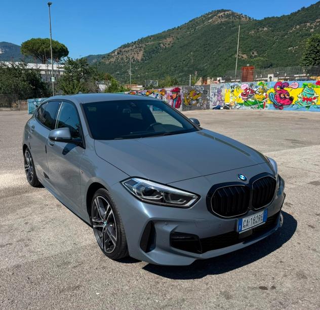 Bmw 116 116d 5p. Msport