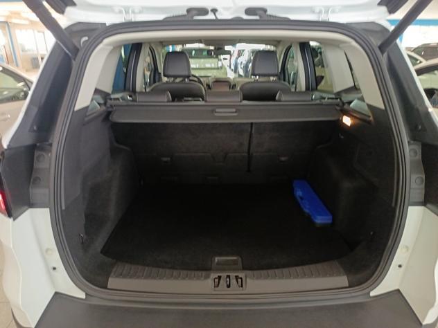 Ford Kuga 2.0 TDCi 150CV S&S AWD Titanium 4x4 - Foto 5