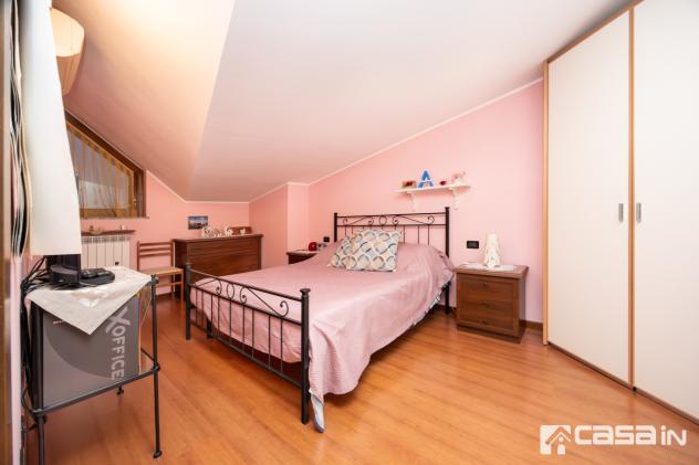 ARZAGO D'ADDA, 3 LOCALI DUPLEX con CANTINA e BOX
In zona tranquilla, proponiamo in vendita esclusiva luminoso appartamento di 3 locali oltre doppi s - Foto 20