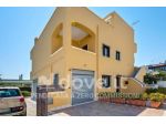 Villa di 150 m² con 5 locali in vendita a Fasano