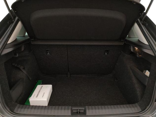 Škoda Kamiq 1.0 TSI Black Dots DSG 85kW - Foto 9