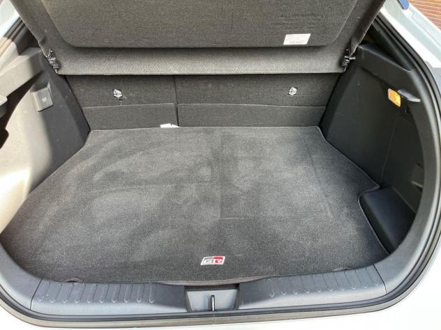 Toyota C-HR 2.0 PHEV E-CVT GR Sport - Foto 5