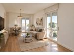 Appartamento di 86 m² con 3 locali e box auto in vendita a Seregno
