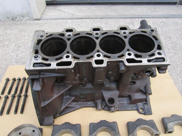 (cod.664) Cilindro basamento motore Renault Clio 1.5 dci - Foto 5