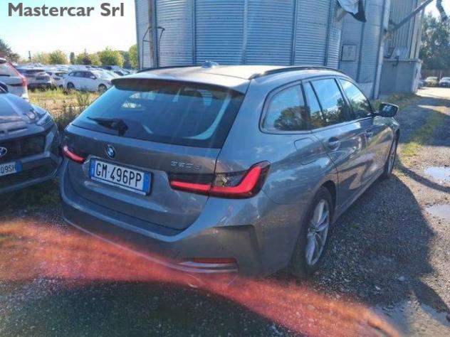 BMW 320 Serie 3 G21 2022 Touring 320d Touring mhev 48V xdr rif. 23960343 - Foto 5