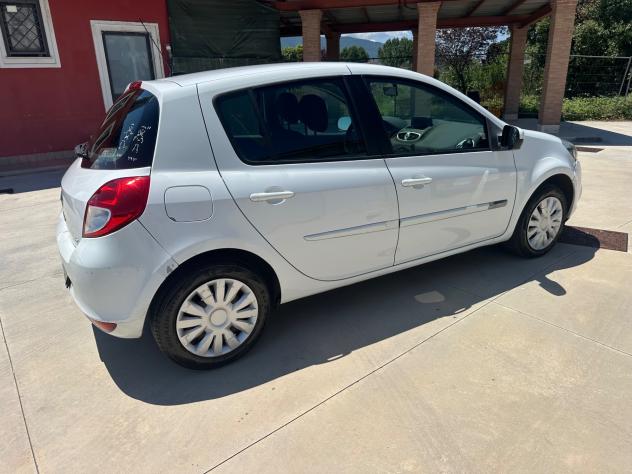 Renault Clio 1.5 dCi 75CV - Foto 3