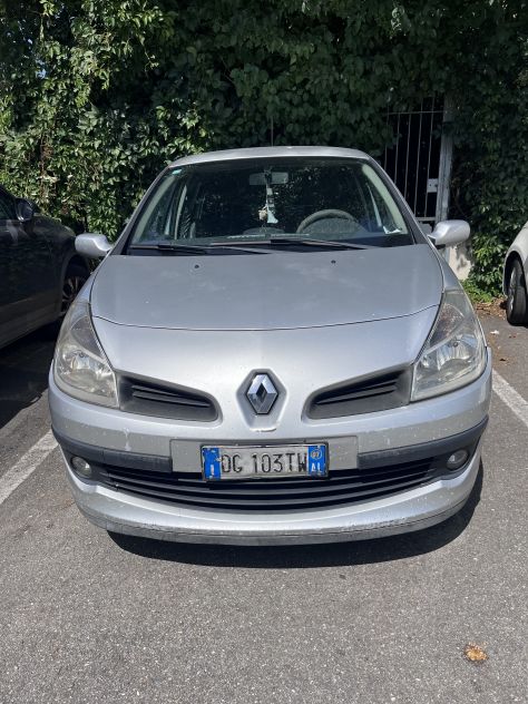 Renault clio le iene