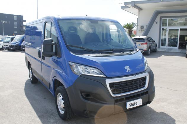 Peugeot Boxer 330 2.2 BlueHDi 140 S&S PC-TN Furgone - Foto 2