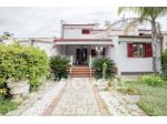 Villa di 350 m² con più di 5 locali e box auto in vendita a Taranto