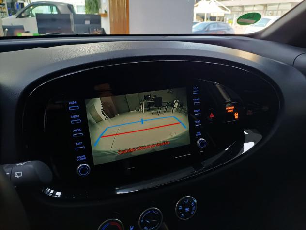 Toyota Aygo X 1.0 VVT-I 72CV TREND BICOLOR - LED CARPLAY CAMERA CERCHI R17" - Foto 9