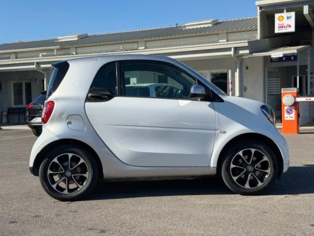 SMART ForTwo 70 1.0 twinamic Passion rif. 24233558 - Foto 8
