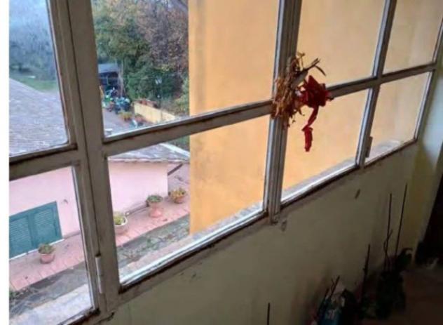Immobile in asta di 177 m² con più di 5 locali e box auto in vendita a Assisi - Foto 16