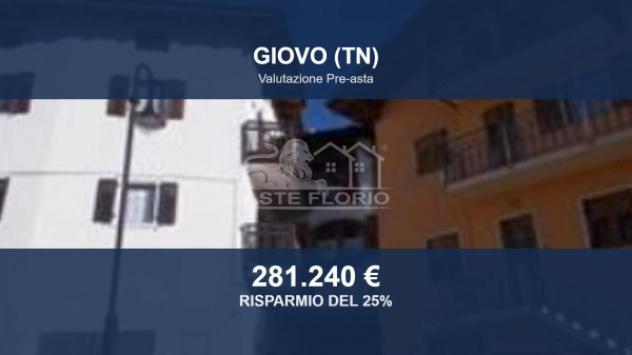 Immobile in asta di 240 m², box auto in vendita a Giovo