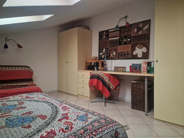 RONCHI, a pochi passi dal mare, appartamento ristrutturato in piccolo condominio. L'immobile è posto al secondo piano con soprastante mansarda collega - Foto 17