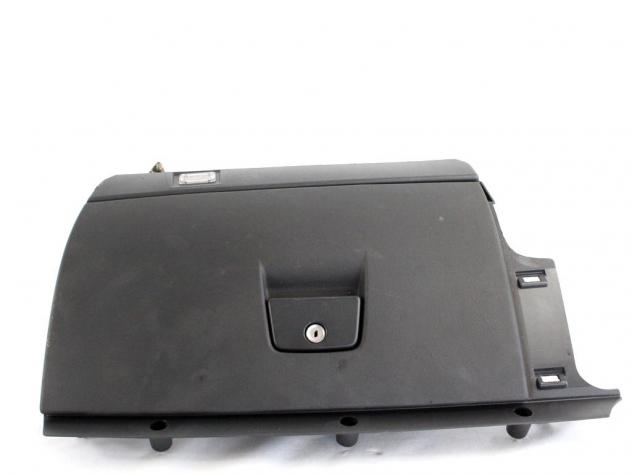 39995637 CASSETTO PORTAOGGETTI CRUSCOTTO LATO DESTRO VOLVO V50 SW 2.0 D 100KW 6M 5P (2004) RICAMBIO USATO 8626141