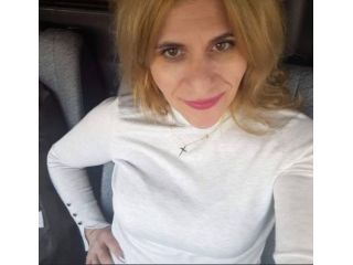Amore e incontri Reggio nell'Emilia - Donna di Reggio Emilia. Fisico Normale