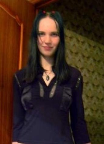 allicea: alta 175cm, 62kg, cerco uomo vicino Tel: