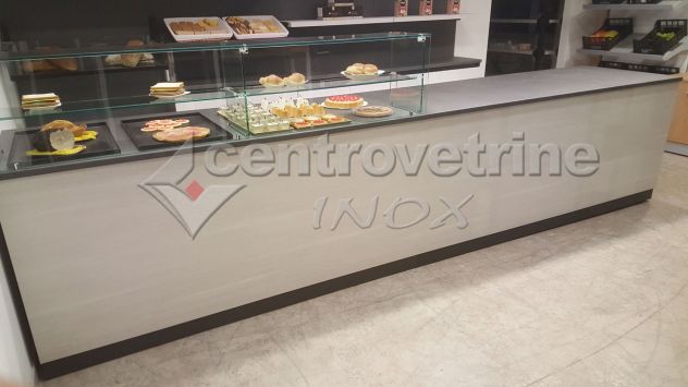 BANCO NEUTRO 'BISTROT Easy KIT 140' DA 425 CON TECA IN VETRO DA 200