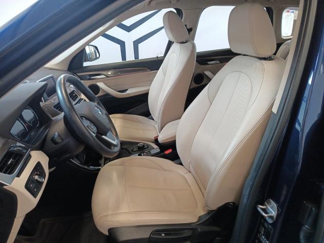 BMW X1 sdrive18i xLine 140cv auto 7m - Foto 8