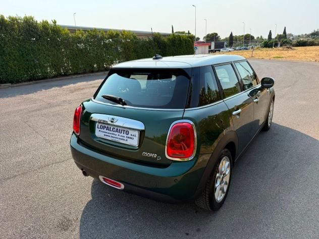 MINI 1.5 COOPER D BOSTON SEVEN 5 Porte; Tetto Panoramico e Apribile Elettricamente; - Foto 6