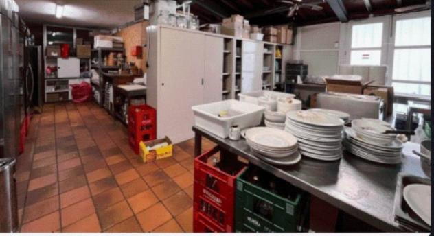 Immobile in asta di 344 m² con più di 5 locali in vendita a Cesa - Foto 7
