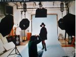 cam girl in studio fotografio