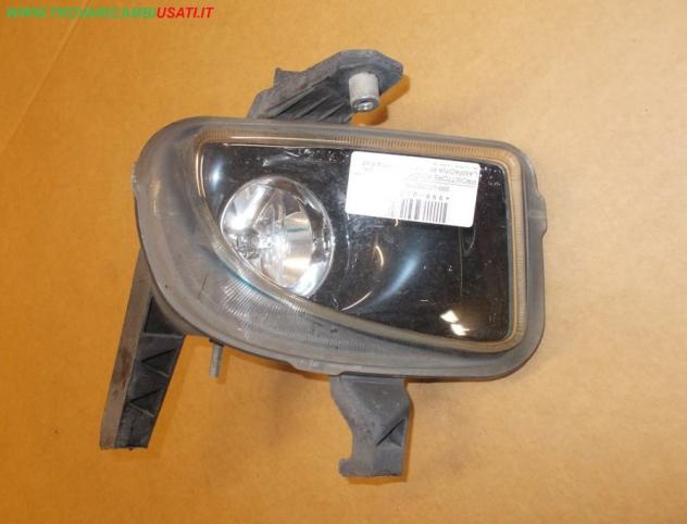PROIETTORE FENDINEBBIA D.CON LAMPADINA PARABOLA GRIGIA FIAT PUNTO (199-2Y/4C/3X)  Parti elettriche  Fanaleria  Fendinebbia dx. FIAT - GRANDE PUNTO - 0