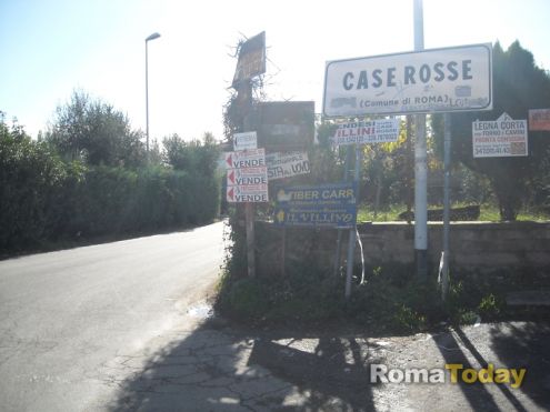 roma case rosse terreno edif. 1100 mq. ind. 0,60mc mq - Foto 2