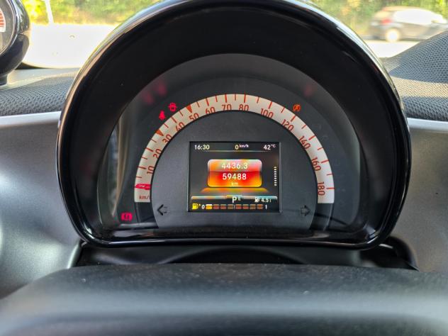 Smart ForTwo 70 1.0 twinamic Prime CV-71 E6 Automatico NEO 2017 - Foto 8