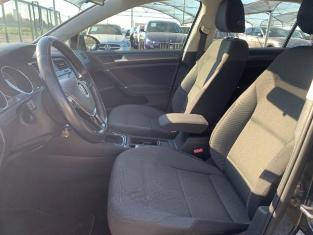 VOLKSWAGEN Golf Variant 1.6 TDI 115 CV DSG Executive BlueMotion Tech. rif. 23910668 - Foto 10