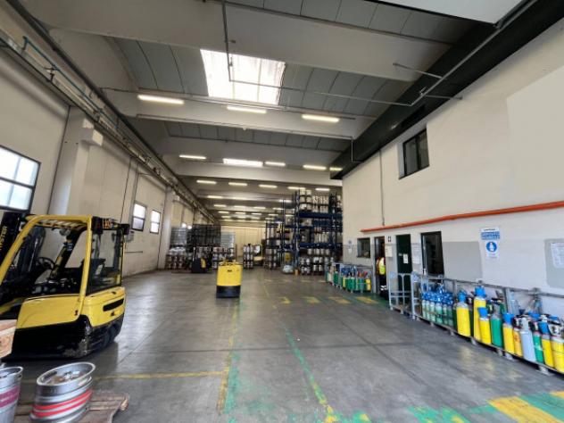 Immobile di 2600 m² con 5 locali in affitto a Bedizzole - Foto 19