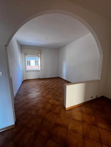 APPARTAMENTO di 5 vani e di 105 mq (SIGNA) rif. L1328_2