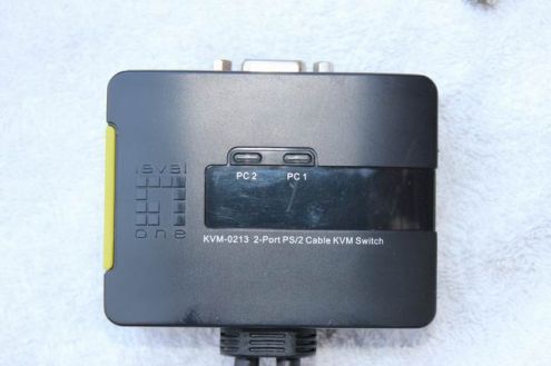 Switch per collegare due pc fissi insieme - Foto 2