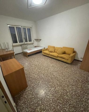 trilocale per studenti via Damiano Chiesa - Foto 3