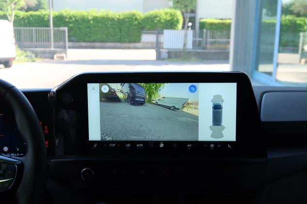 Ford Transit Custom Combi 2.0 EcoBlue 9 posti Titanium - Foto 9