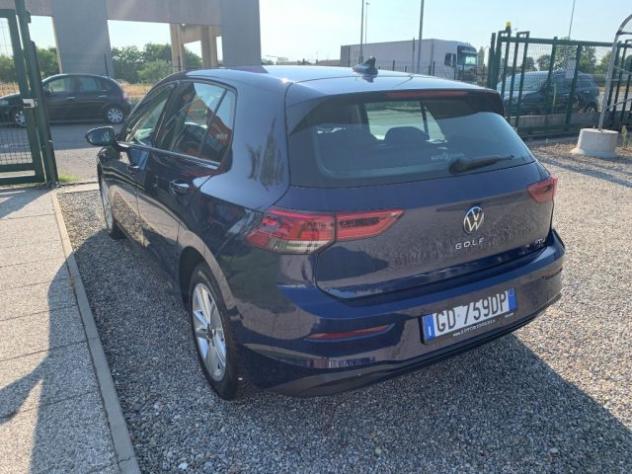 VOLKSWAGEN Golf 1.0 eTSI EVO DSG Life rif. 23966279 - Foto 3