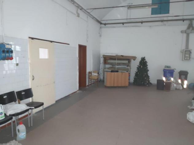 Immobile di 650 m² in affitto a Correggio - Foto 2