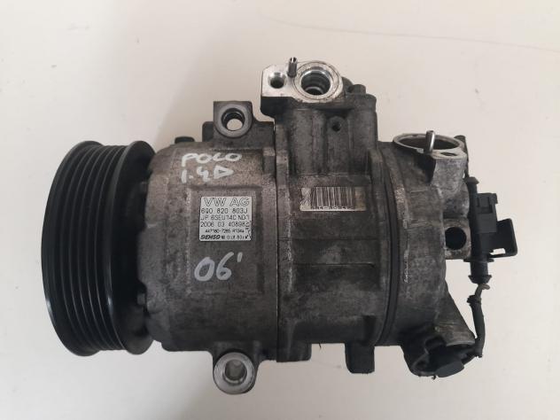 COMPRESSORE A/C VOLKSWAGEN Polo 4° Serie 6Q0820803J diesel 1.4 (0109)
