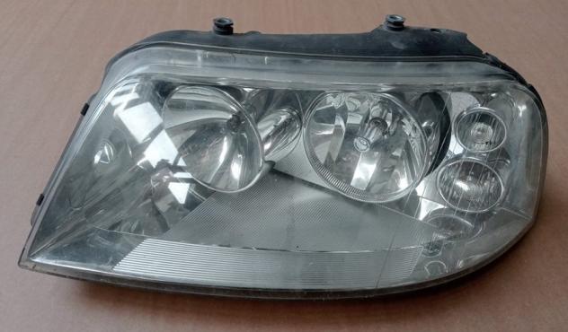 PROIETTORE SINISTRO CROMATO 999-U1293027 Parti elettriche  Fanaleria  Proiettori  Proiettore ant. VOLKSWAGEN - SHARAN - 01-08-2000 - 01-09-2010