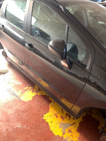 Ricambi Peugeot 308 2009 1.6 hdi 9hz - Foto 8