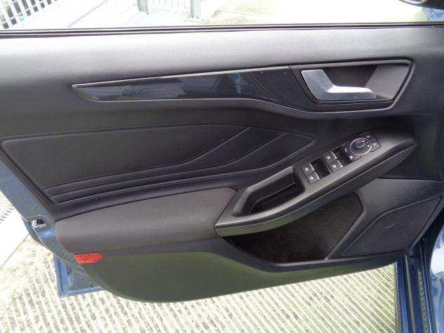 Ford Focus Focus 1.0t ecoboost h ST-Line X 155cv powershift - Foto 7