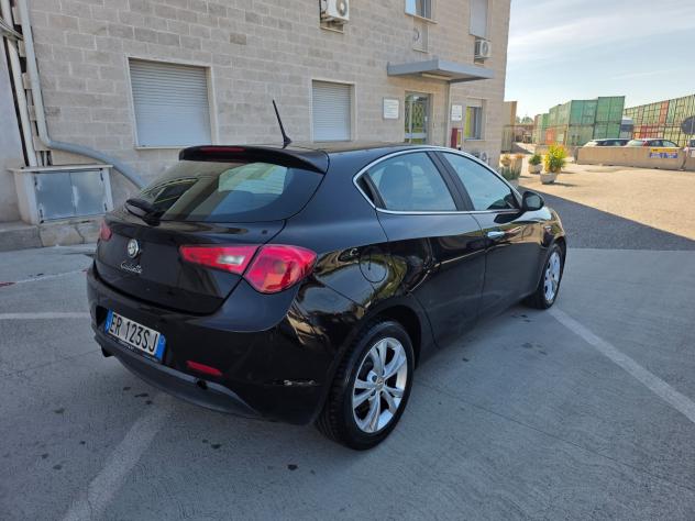 Alfa Romeo Giulietta 1.6 JTDm-2 120 CV Distinctive EURO 6 - Foto 4