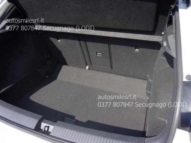 VOLKSWAGEN T-Roc 1.5 TSI ACT DSG R-Line rif. 23868273 - Foto 9