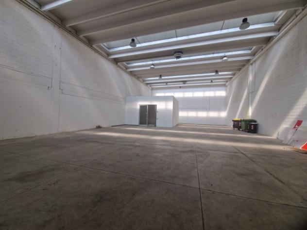 Immobile di 1400 m² con più di 5 locali in affitto a Rho - Foto 19
