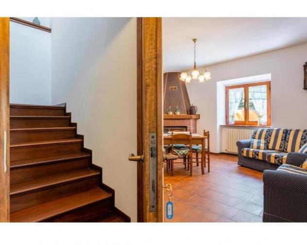 Casa semindipendente in vendita a Castelnuovo di Garfagnana 225 mq Rif: 1166194 - Foto 10