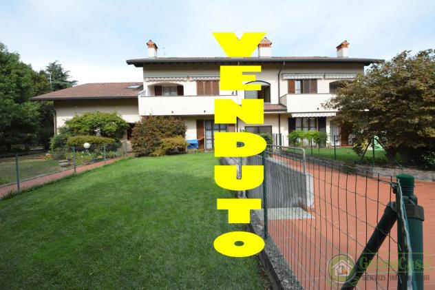 APPARTAMENTO di 3 vani e di 104 mq (CAVENAGO DI BRIANZA) rif. IGC 3 L 145 VIA COLOMBO